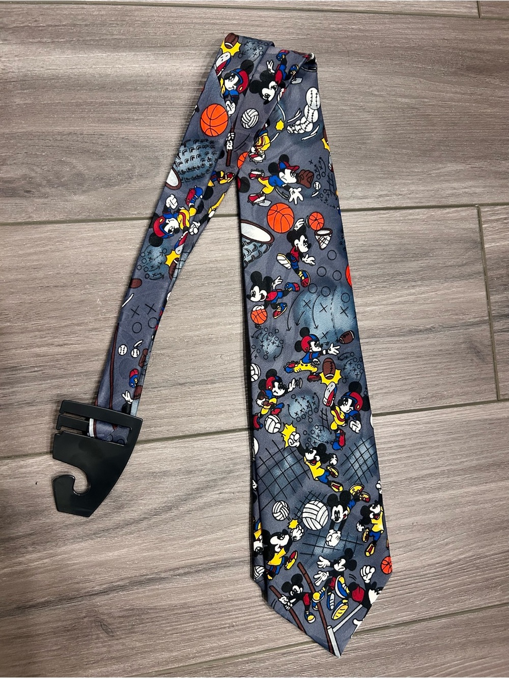 Vintage Disney Tie
